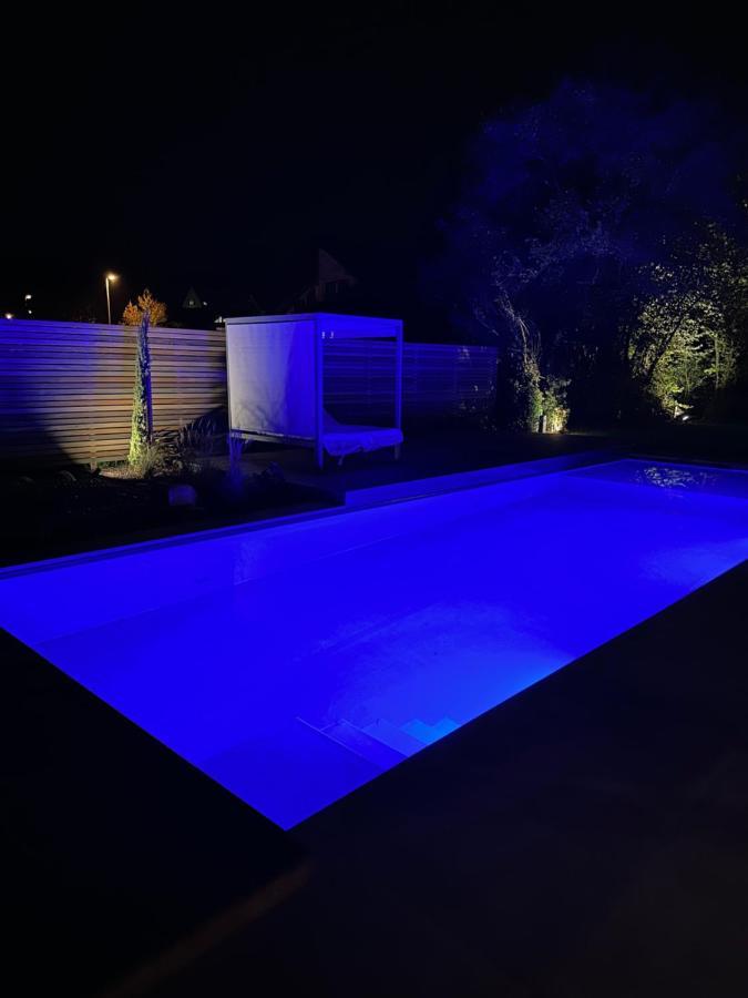 Stadtvilla Mit Pool Jestetten Zewnętrze zdjęcie